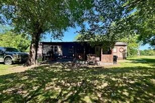 817 S 7th Ave, Teague, TX 75860 - Photo 6