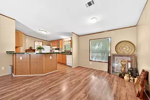 103 Anvil Ct, Weatherford, TX 76088 - Photo 8