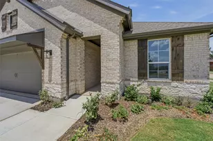 3415 Helena St, Gainesville, TX 76240 - Photo 2