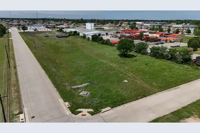 000 Highmeadow Drive, Aubrey, TX 76227 - Photo 16