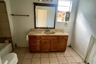728 Ritchey St, Gainesville, TX 76240 - Photo 16