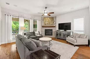 342 Hill Creek Ln, Grapevine, TX 76051 - Photo 14