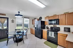 3900 Country Ln, Fort Worth, TX 76123 - Photo 12