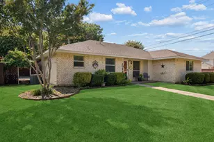 1043 Cherrywood Ln, Carrollton, TX 75006 - Photo 2