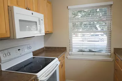 608 Hillcrest Street, Mansfield, TX 76063 - Photo 6