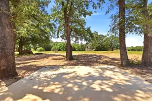 1055 Hidden Oaks Dr, Wills Point, TX 75169 - Photo 28