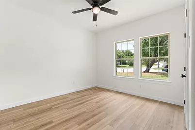 2721 Belzise Terrace, Fort Worth, TX 76104 - Photo 20