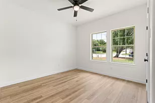 2721 Belzise Terrace, Fort Worth, TX 76104 - Photo 20