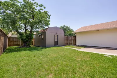2202 Briarmeadow Drive, Garland, TX 75044 - Photo 18