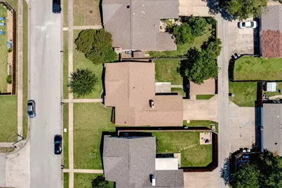 2202 Briarmeadow Drive, Garland, TX 75044 - Photo 22