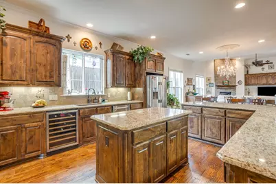 3318 W 5th Street, Fort Worth, TX 76107 - Photo 8
