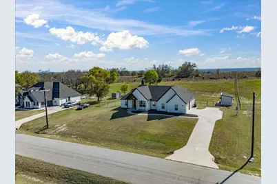 356 Scenic Wood Drive, Azle, TX 76020 - Photo 4