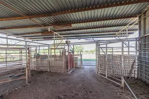 12085 Co Rd 250, Clyde, TX 79510 - Photo 32