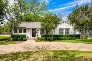2922 Lovers Ln, University Park, TX 75225 - Photo 1