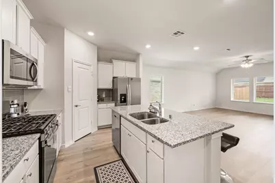 1006 Tall Grass Drive, Princeton, TX 75407 - Photo 10
