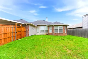 2720 Preston Creek, Mesquite, TX 75181 - Photo 2
