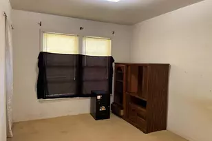 213 E Magnolia Dr, Mt Pleasant, TX 75455 - Photo 6