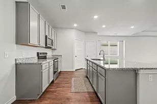 9828 Dynamics Dr, Fort Worth, TX 76131 - Photo 8