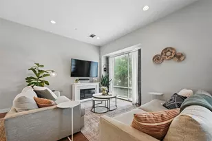 2280 N Fitzhugh Ave, Dallas, TX 75204 - Photo 8