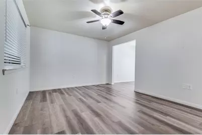 428 N Dallas Avenue, Lancaster, TX 75146 - Photo 16