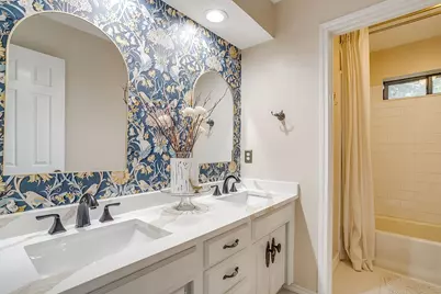 3704 Edgefield Lane, Bedford, TX 76021 - Photo 18