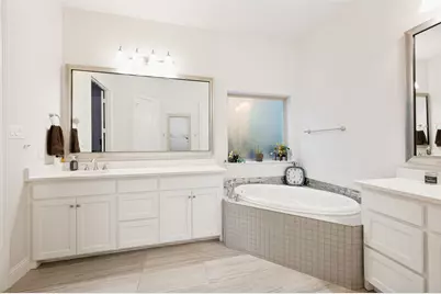321 Park Hill Lane, Grapevine, TX 76051 - Photo 22