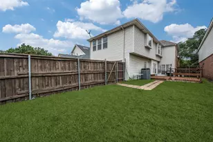 804 Santa Fe Trail, Irving, TX 75063 - Photo 18