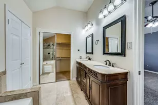804 Santa Fe Trail, Irving, TX 75063 - Photo 14