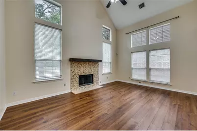 804 Santa Fe Trail, Irving, TX 75063 - Photo 2