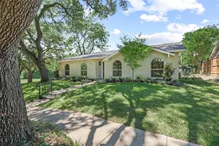 10801 Middle Knoll Dr, Dallas, TX 75238 - Photo 2