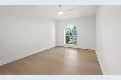 10801 Middle Knoll Drive, Dallas, TX 75238 - Photo 20