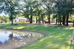 387 County Rd 2101, Ivanhoe, TX 75447 - Photo 32
