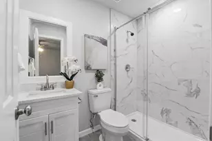 1917 Toplea Dr, Euless, TX 76040 - Photo 20