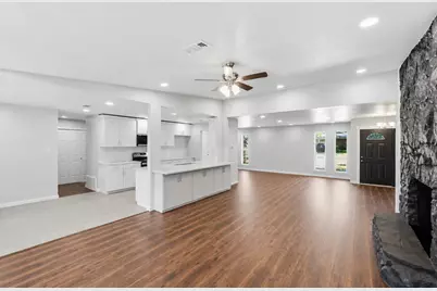 1917 Toplea Drive, Euless, TX 76040 - Photo 10