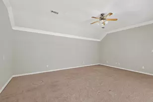 3351 Garrett Dr, Irving, TX 75062 - Photo 22