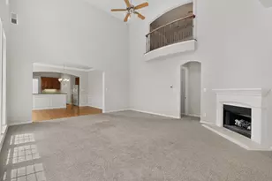 3351 Garrett Dr, Irving, TX 75062 - Photo 4