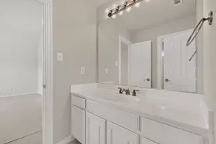 3351 Garrett Dr, Irving, TX 75062 - Photo 18