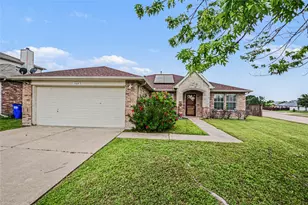 1005 Windsor Ln, Forney, TX 75126 - Photo 2