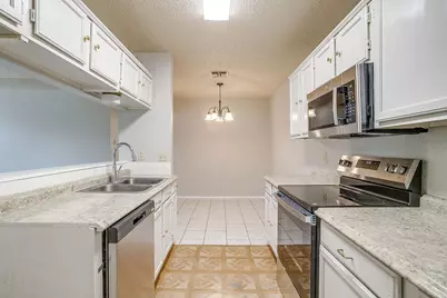 4517 Compass Court, Fort Worth, TX 76135 - Photo 8