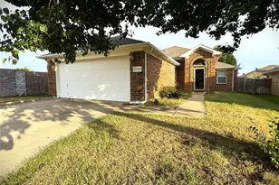 13624 Kaplan Ct, Fort Worth, TX 76155 - Photo 2