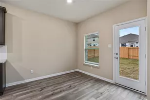 290 Moonstone Way, Princeton, TX 75407 - Photo 6