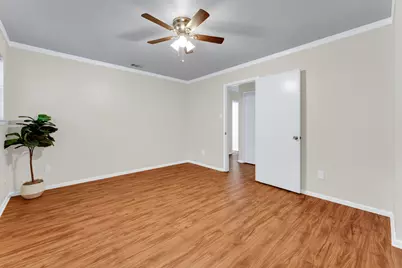 3908 Wildwood, Euless, TX 76040 - Photo 10