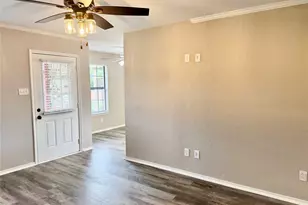 301 Shady Grove Dr, Granbury, TX 76049 - Photo 6