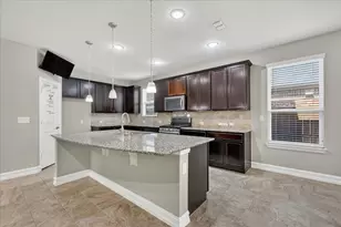 2325 Leeward Pl, Little Elm, TX 75068 - Photo 4