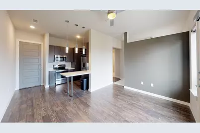 1500 N Haskell Avenue #4017, Dallas, TX 75204 - Photo 2