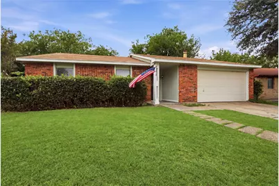 5733 Maiden Lane, Fort Worth, TX 76131 - Photo 2