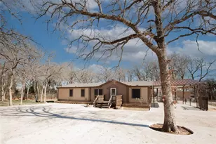 153 Alice Springs Ln, Weatherford, TX 76085 - Photo 2