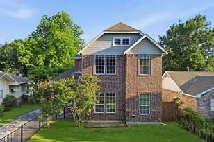 612 W Eighth St, Dallas, TX 75208 - Photo 2