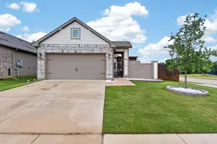 599 Concho St, Aubrey, TX 76227 - Photo 2