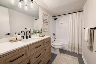 5840 Spring Valley Rd, Dallas, TX 75254 - Photo 12